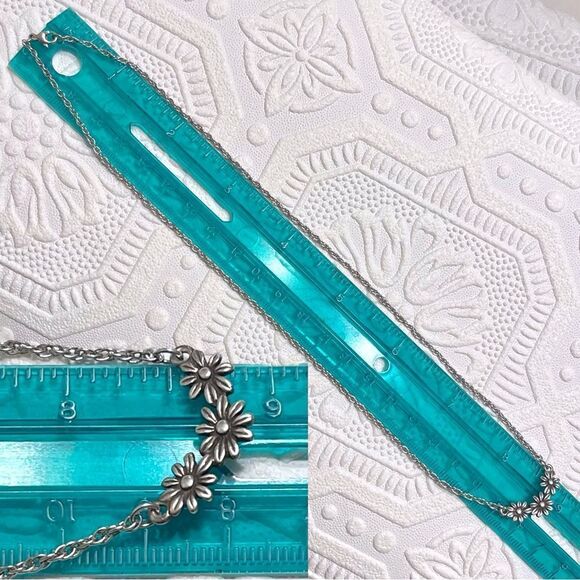 James Avery Margarita Three Flowers Sterling Silver Necklace Retired - Picture 15 of 15